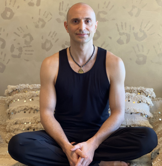Sava-yoga-teacher